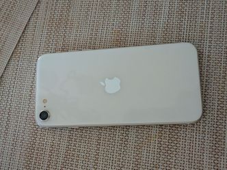 iPhone SE 3rd Gen (2022) - 64GB - Factory Unlocked (Mint Condition)