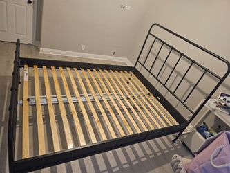 Bed frame queen size ikea