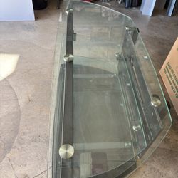 Tv/ Entertainment Center. Price Is Negotiable. NO HOLD