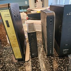 FREE Lot Of 4 old Routers And Modems