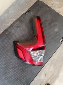 Taillight drivers left  Honda crv 2023-2026