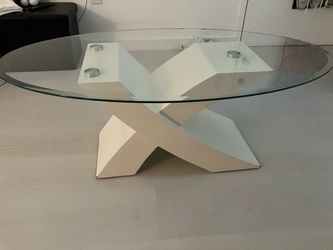 Modern Oval Glass Coffee Table – $30