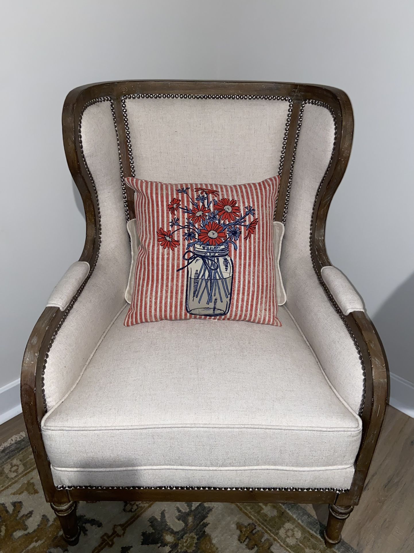 New-‘Flower Jar’ Brentwood Originals indoor/outdoor decorative pillow