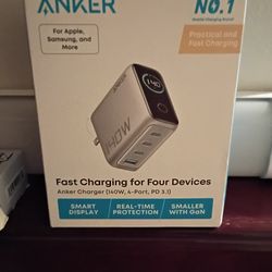 Anker Fast Charger 140w