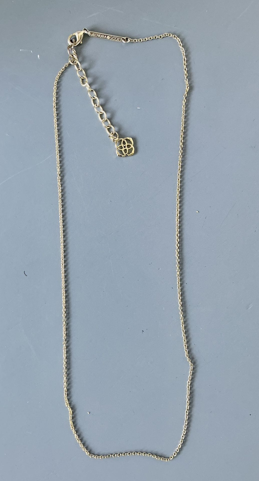 Kendra Scott Gold Tone Necklace 9'