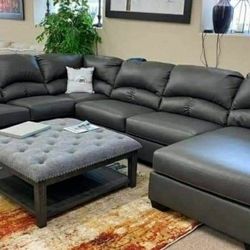 3 PIECES LEATHER SECTIONAL COUCH IN STOCK SAME DAY DELIVERY