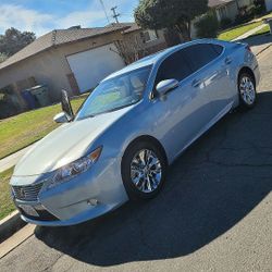 Lexus ES300h