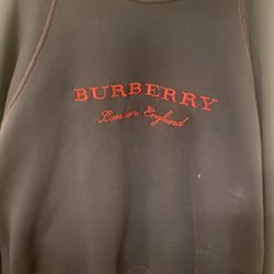 Buberry Crew Neck