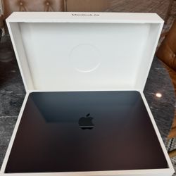 Apple MacBook Air 2025 13-inch 