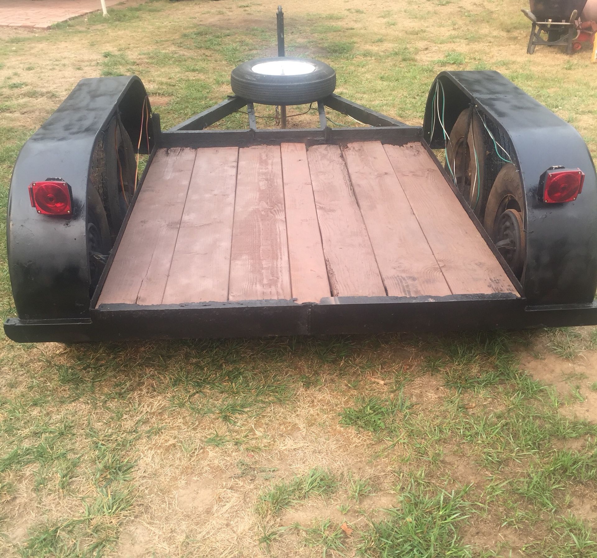 Heavy duty trailer with jack and spare tire