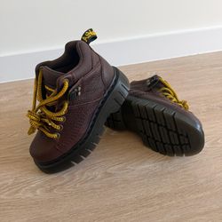 New boots Dr martens us 4