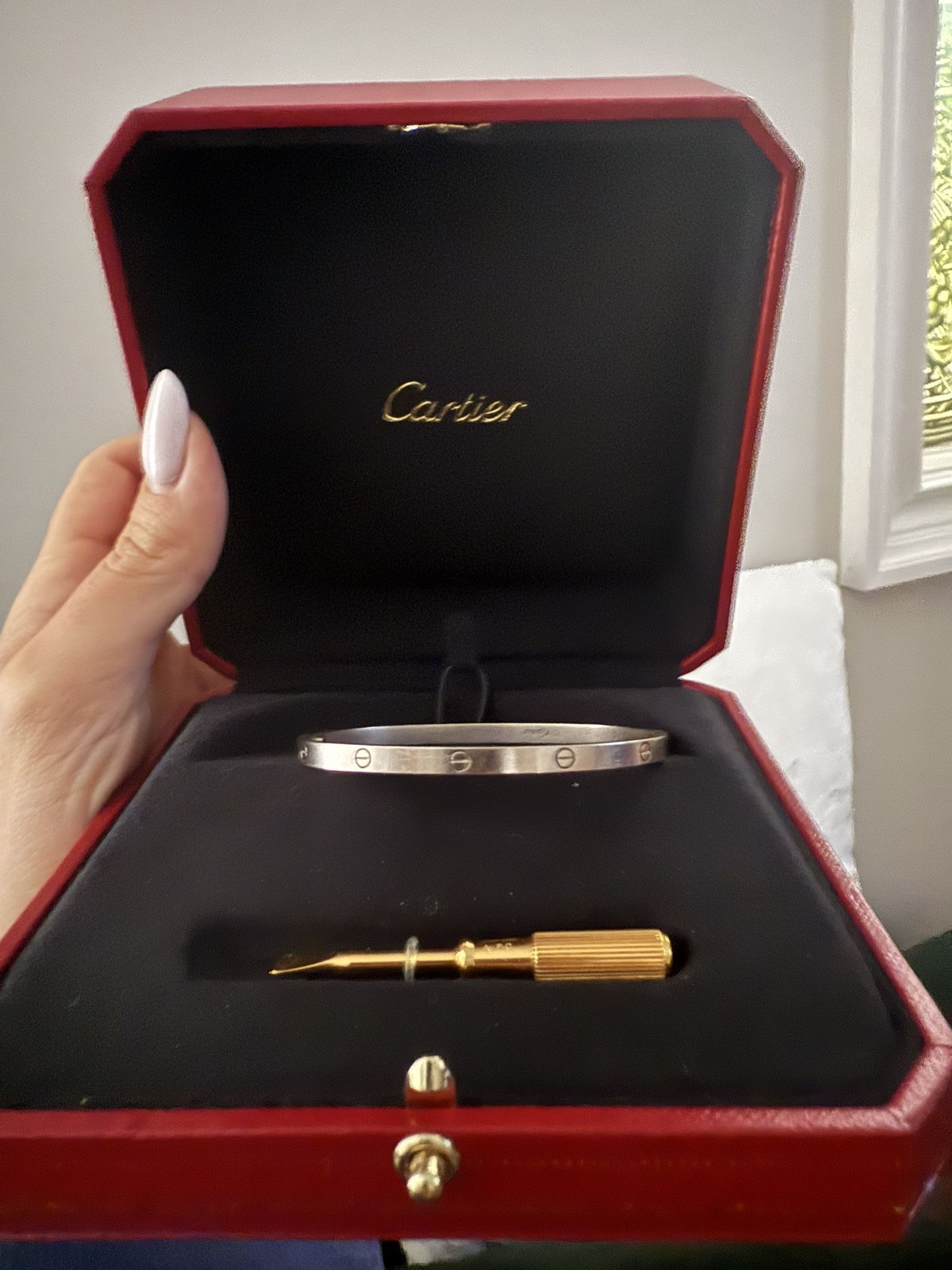 Cartier love Bracelet