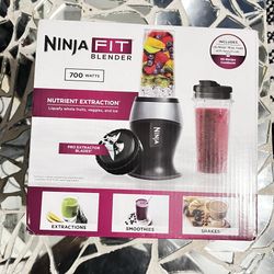 Ninja® Fit Personal Single-Serve Blender, Two 16-oz. Cups, QB3000SS