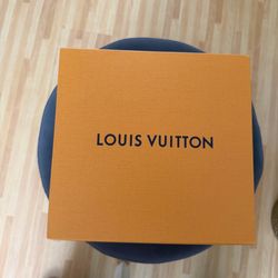 Authentic Louis Vuitton Square Orange Magnetic Collapse-Style Gift Box