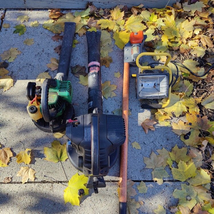 Craftsman 200 Mph Blower, Weed Eater Blower Pole Tree Trimmer Spotlight All For $10 Need Work