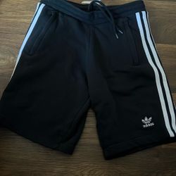 Adidas  small 