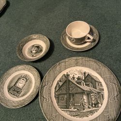 40 Estate Set- The Old Curiosity Shop (green)