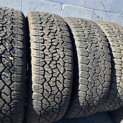 265/70/17 Goodyear Set De Tires En Buenas Condiciones De Vida Las 4