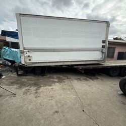 Boxtruck Trailer 22 Ft X 8x8 With Lift gate