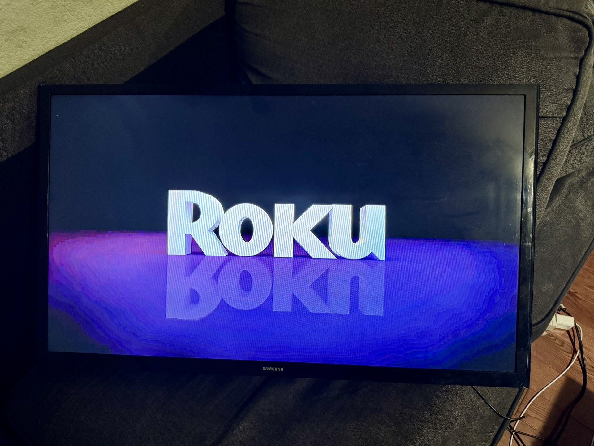 32 Inch Samsung Smart TV