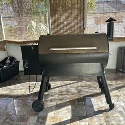 Traeger Pellet Grill