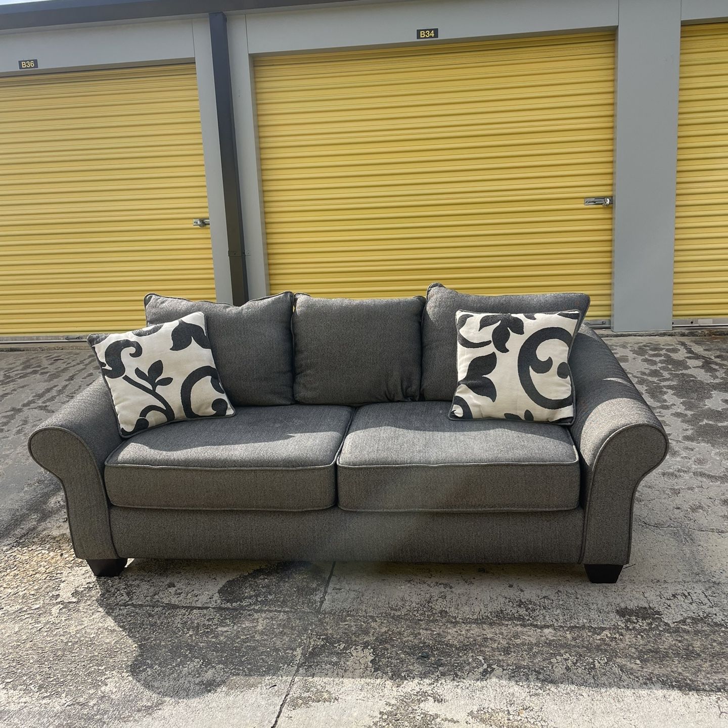 Beautiful Kroehler Grey 3 Seater Sofa