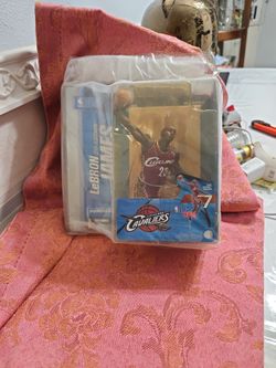 2004 McFarlane LeBron James 2nd Edition NBA Cleveland Cavaliers Series 7