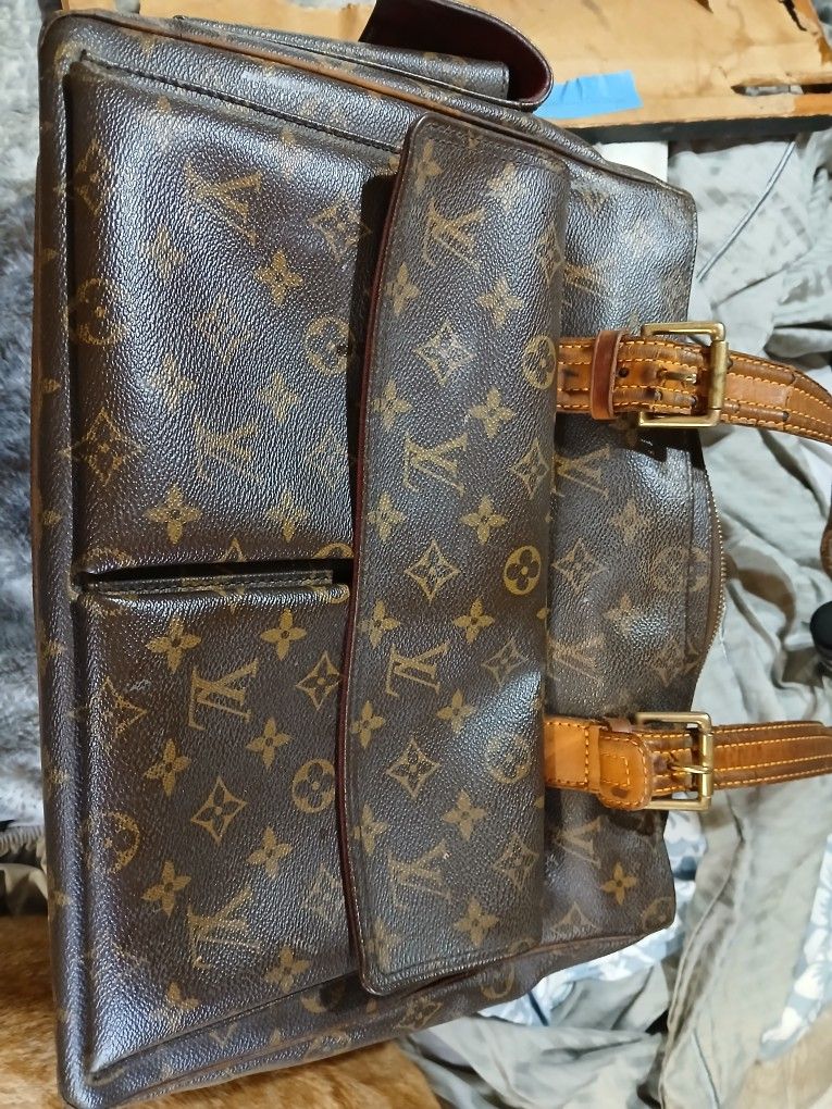Auth Louis Vuitton