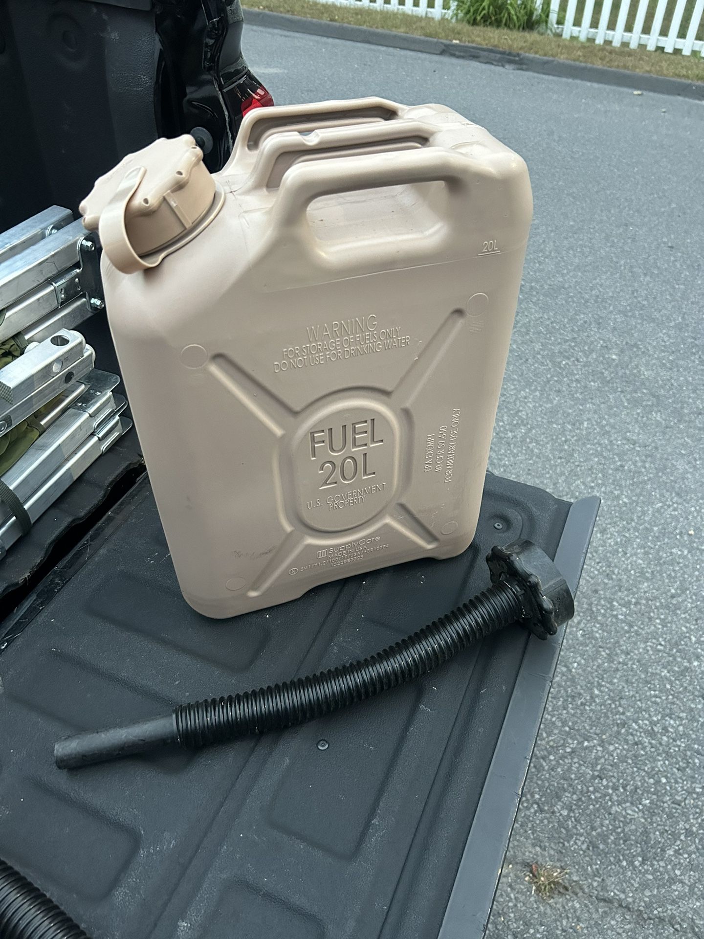 Scepter Desert Tan Military Fuel Can (MFC) 5 Gallon 20 Liter w High Flow Spout