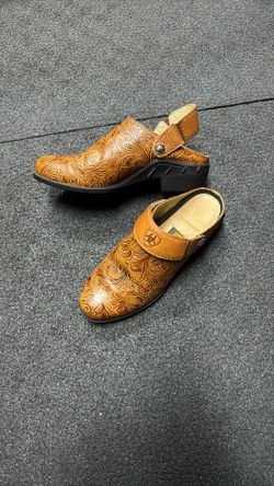 Ariat 94023 Women’s Embossed Leather Slip‑Ons – Size 6.5