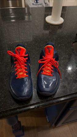 Caitlin Clark Kobe size 11