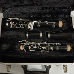 Restored Bundy Bb Clarinet - USA Made