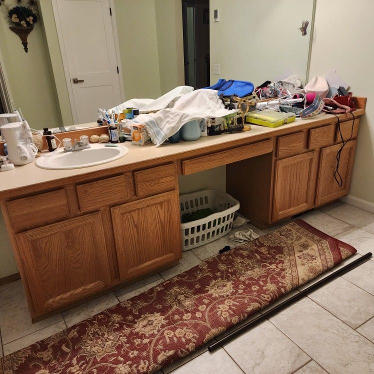 Bathroom Vanity- FREE