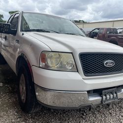 2004 Ford F150 4.6L For Parts 