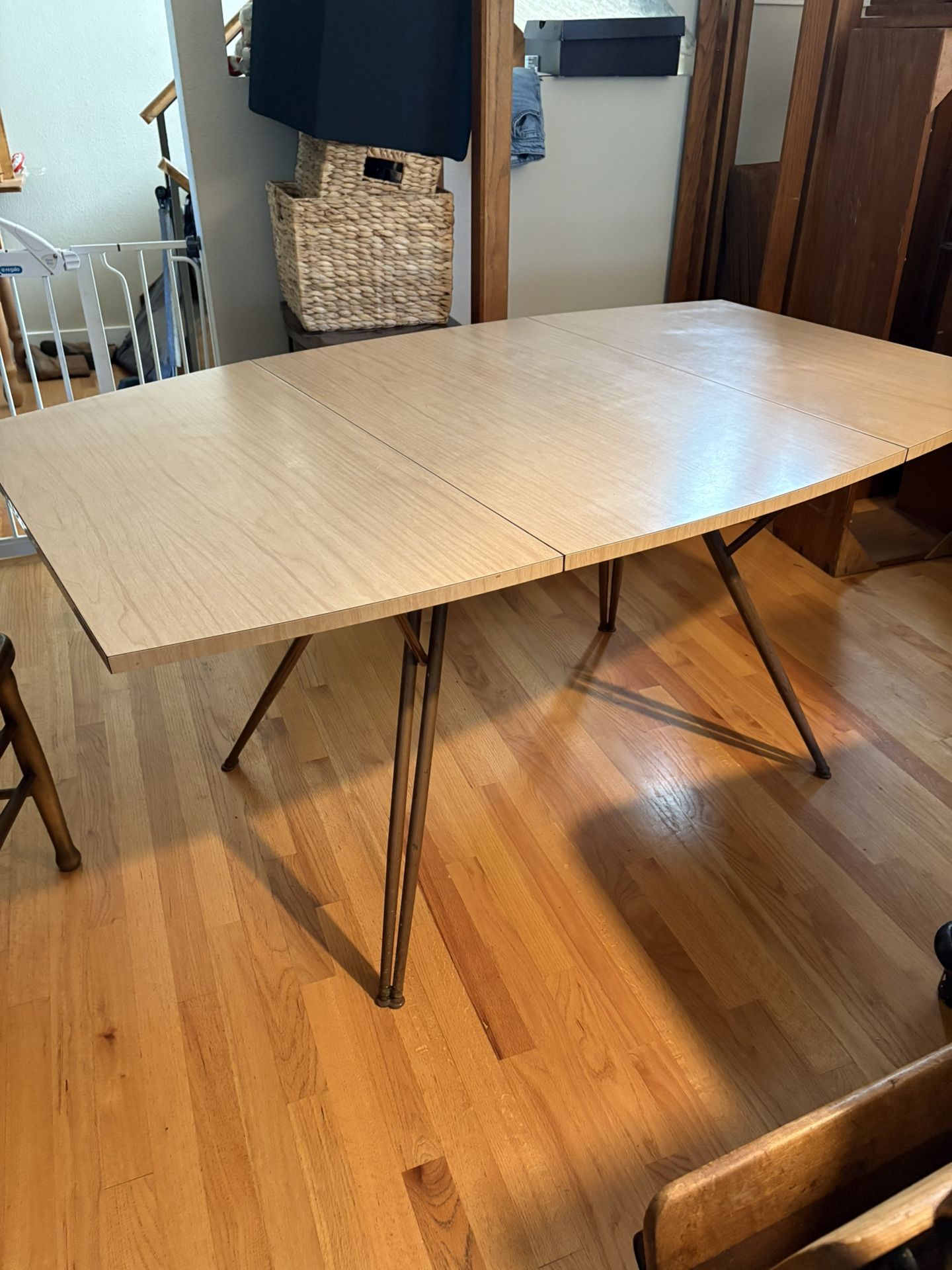 Formica Retro Gate Leg Table