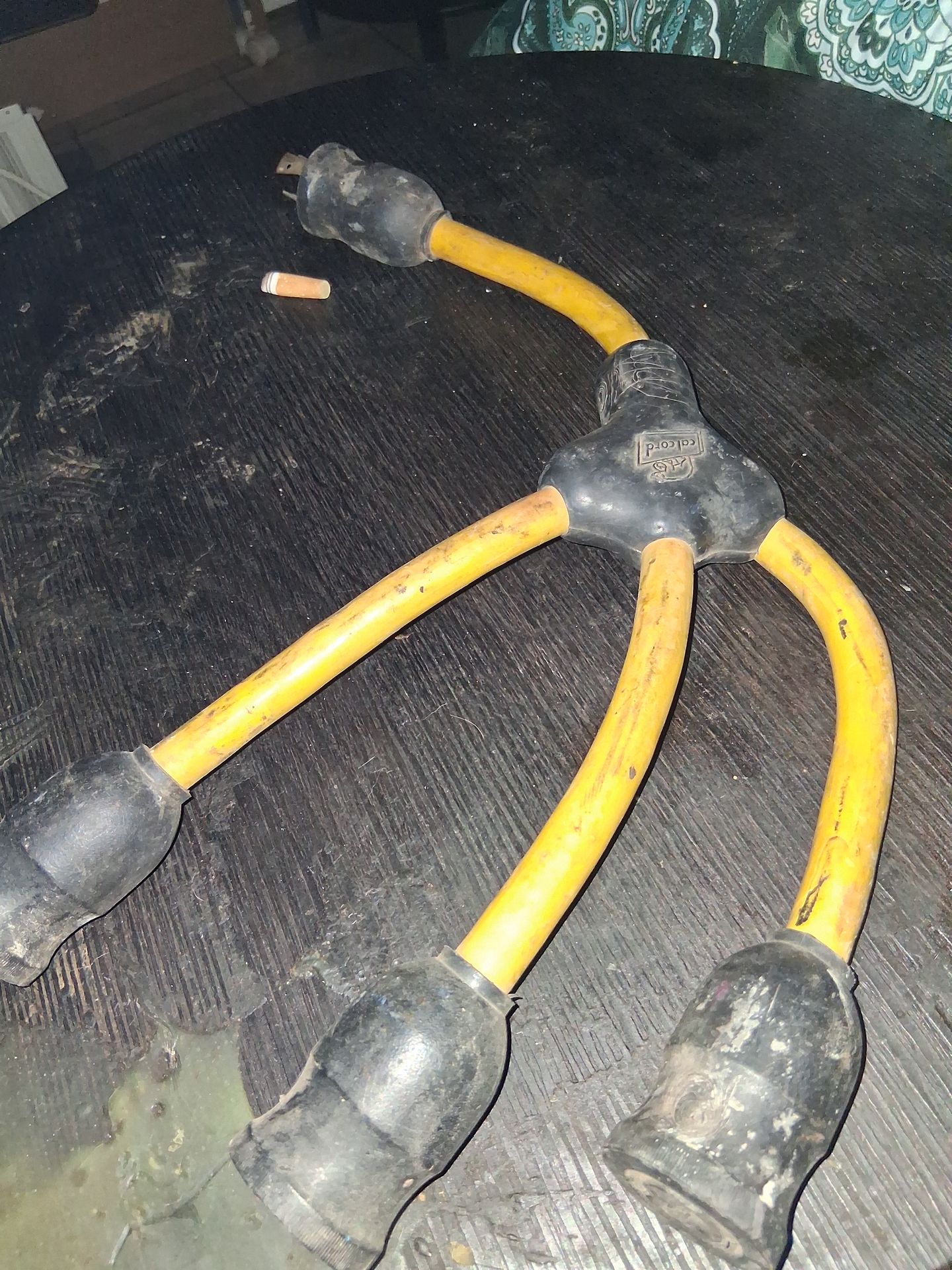 Heavy Duty W high voltage splitter