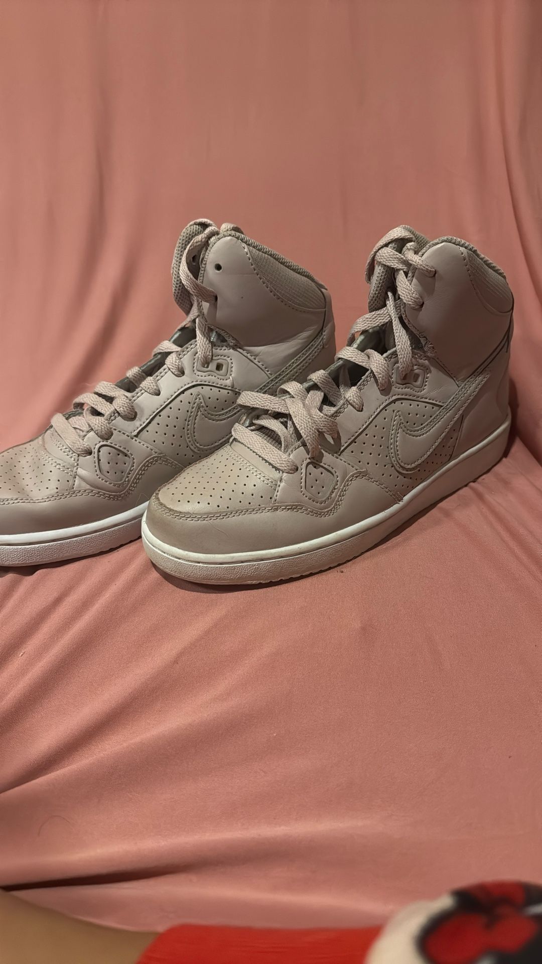 Jordan’s Brownish Pinkish Read Description