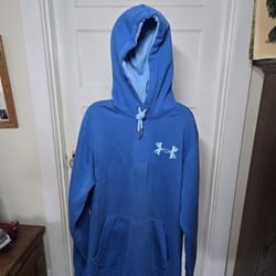 Under armor hoodie size, medium runs large