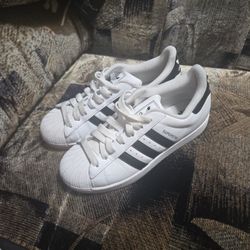 Adidas Superstar
