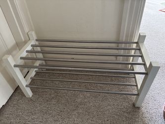 Shoe rack