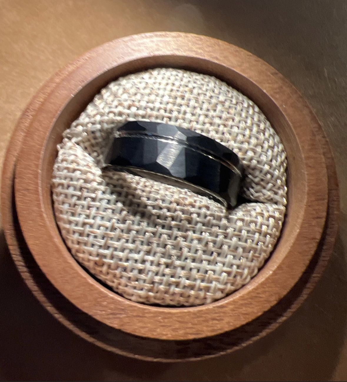 Men's Hammered Wedding Band Size 11