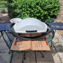 Weber Q200 Pre Owned Propanre Grill