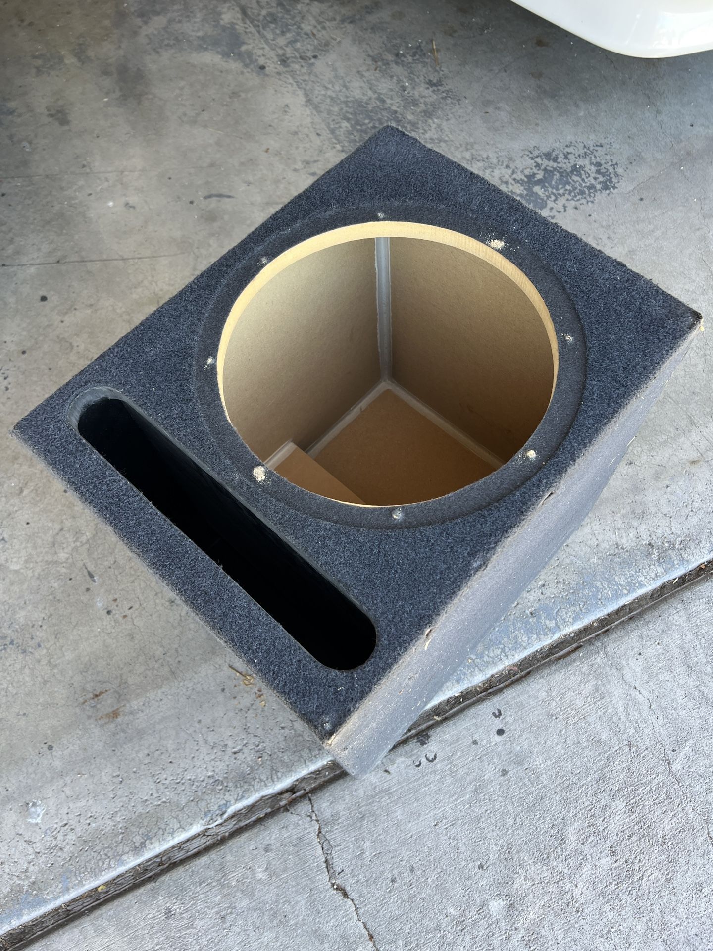12 Inch Ported Subwoofer Box 