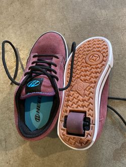 Heelys - Brand New Size US Youth 3