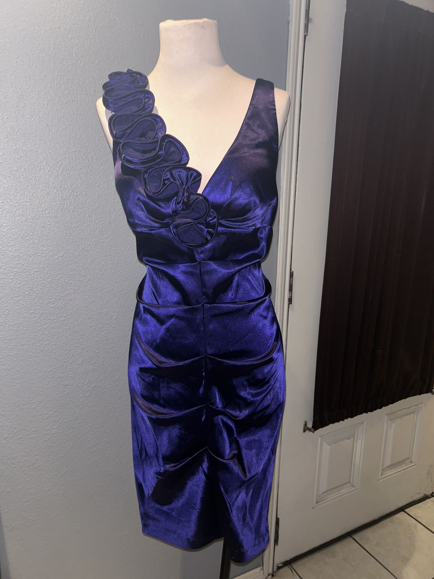 DJ JAZ special occasion dress/ size 8