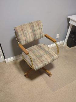 Vintage rolling desk chair