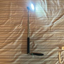 Extendable Hand Light Difficult Places