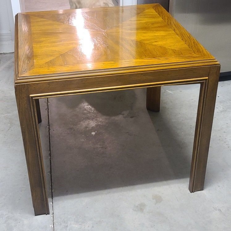 20th Century Drexel Transitional Heritage Collection Contemporary Square Accent Table