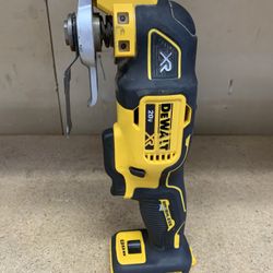 Dewalt Multi Tool Dcs356