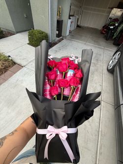 Red Bull & Rose Bouquet Gift Set